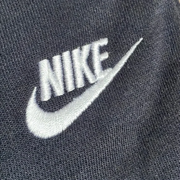 Nike - Women’s Sweatpants - Picture 3 of 5